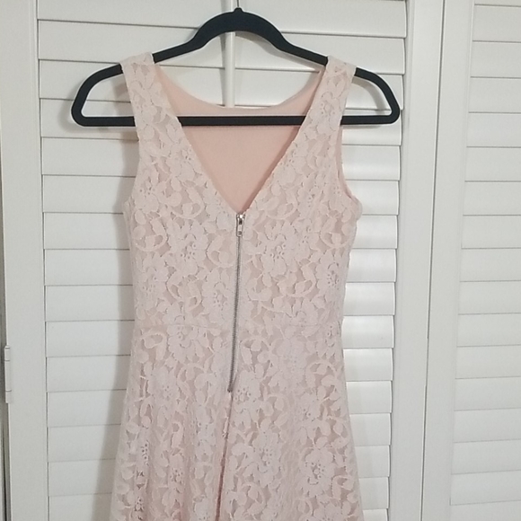 Speechless Lace Dress - Picture 2 of 6